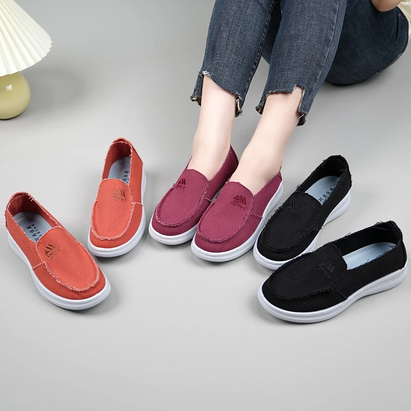 布鞋2025春季女士老北京布鞋帆布休闲舒适透气一脚蹬懒人女单鞋