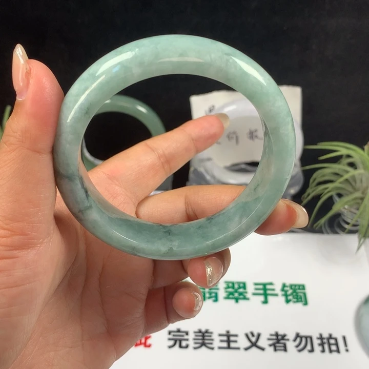 未镶嵌手镯翡翠014
