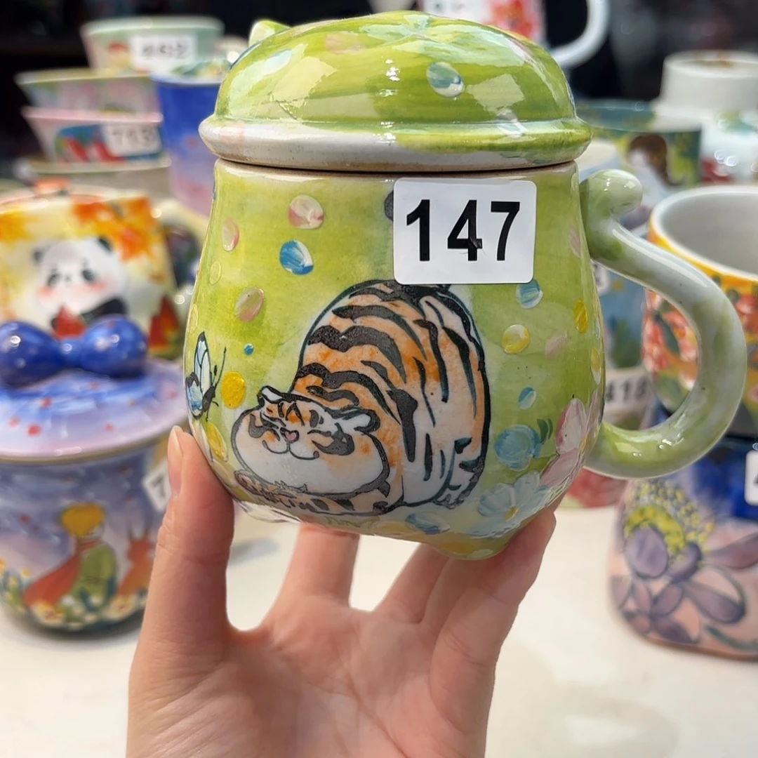 瓷片兔兔好可爱啊我