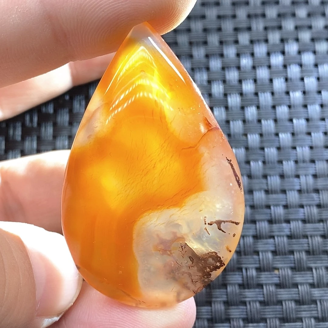 玛瑙/玉髓颈饰未镶嵌蒜**肉
