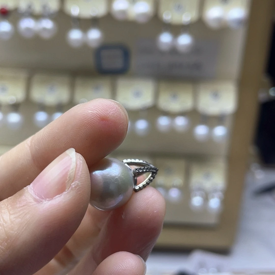 银S925镶嵌淡水珍珠颈饰