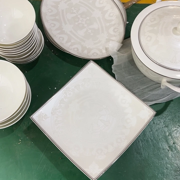 搪瓷瑕疵爱丽丝自配套装26件