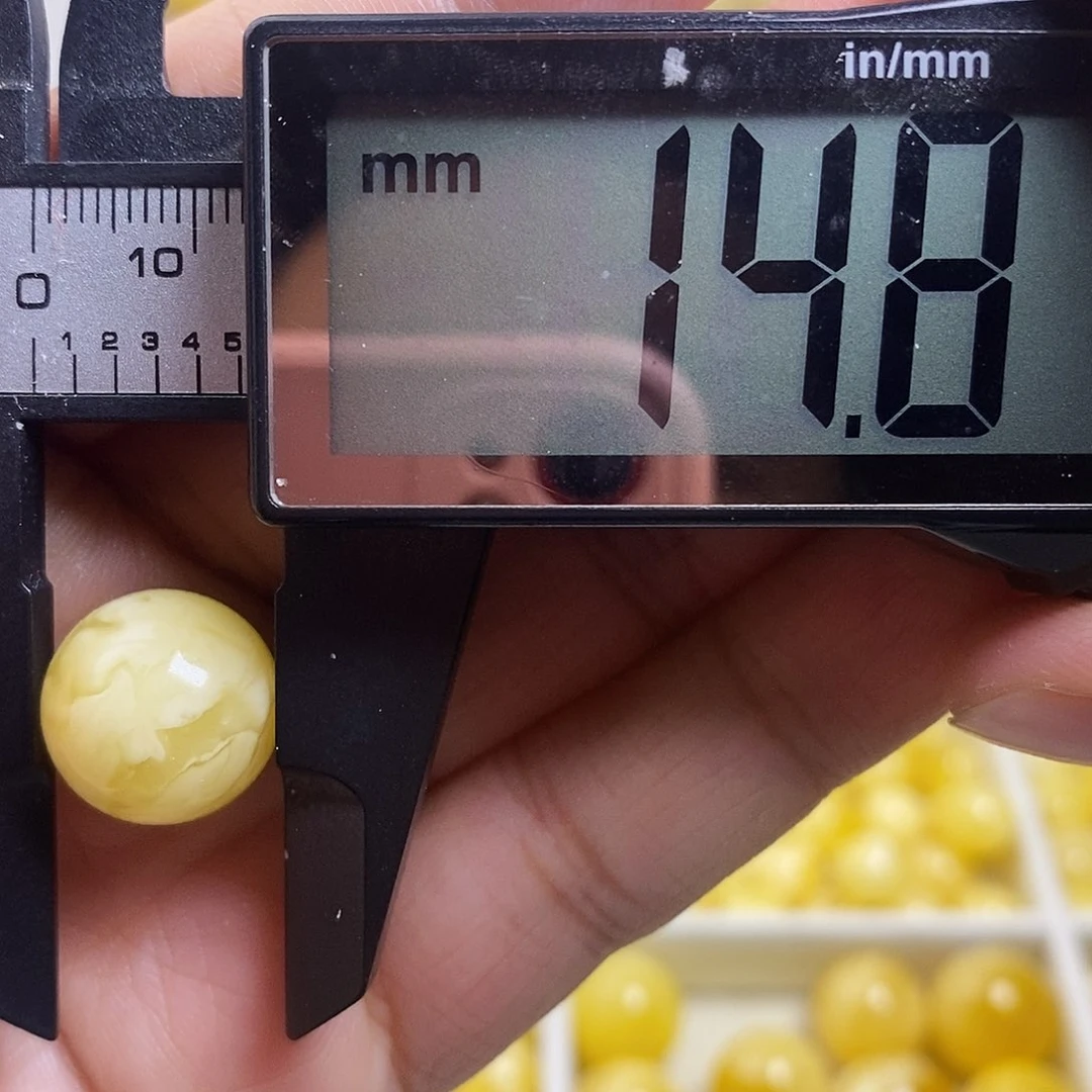 裸石琥珀未镶嵌蜜蜡圆珠