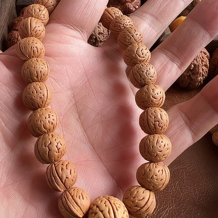 吊坠文玩核桃山西野生桃核