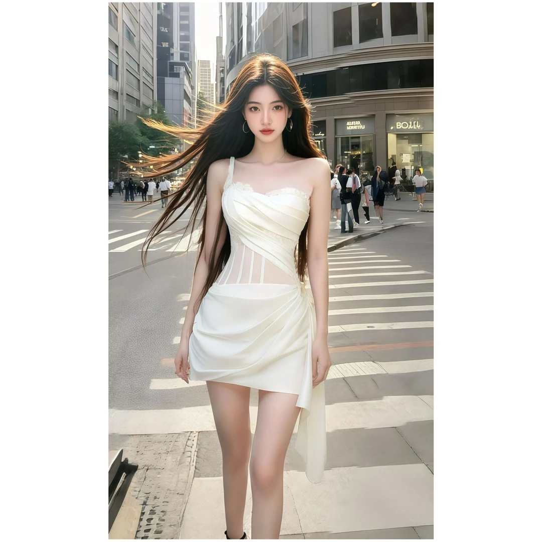 夏季2025新款小众白色桃心领蕾丝修身连衣裙女时尚显瘦气质高级感