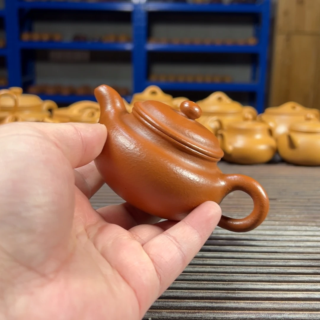 紫砂茶壶紫砂的紫沙