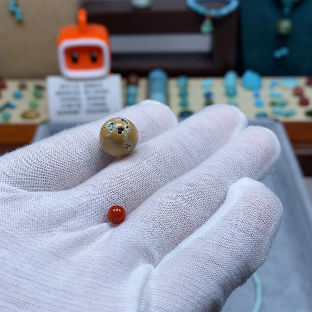 未镶嵌配饰南红玛瑙