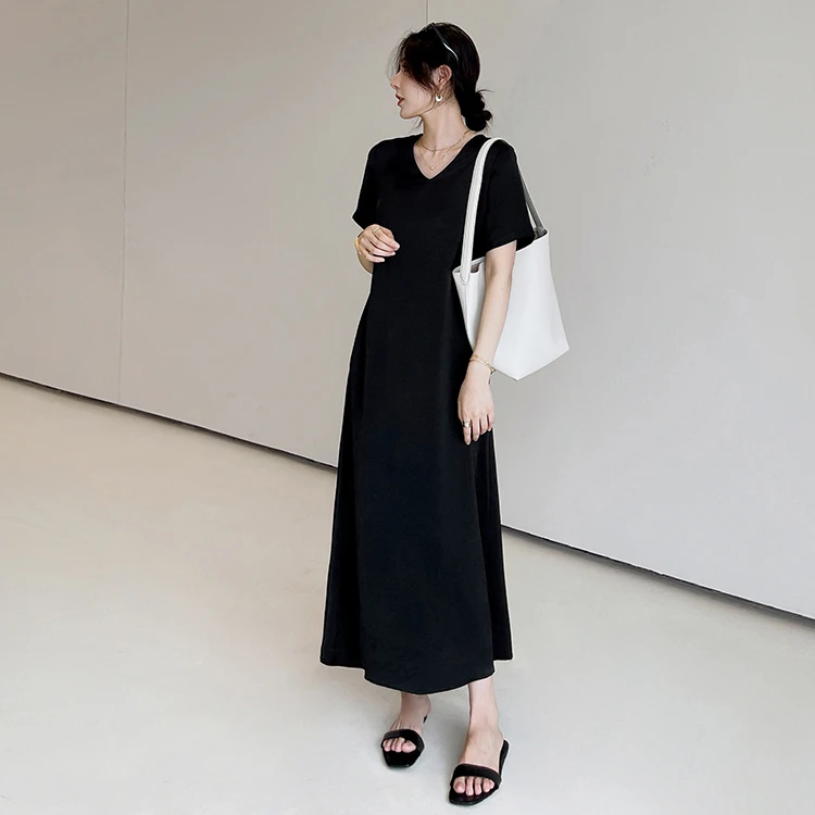 2025夏新款/长款大码高品质小黑裙醋酸缎V领短袖连衣裙
