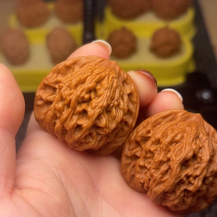 文玩核桃吊坠42至尊虎