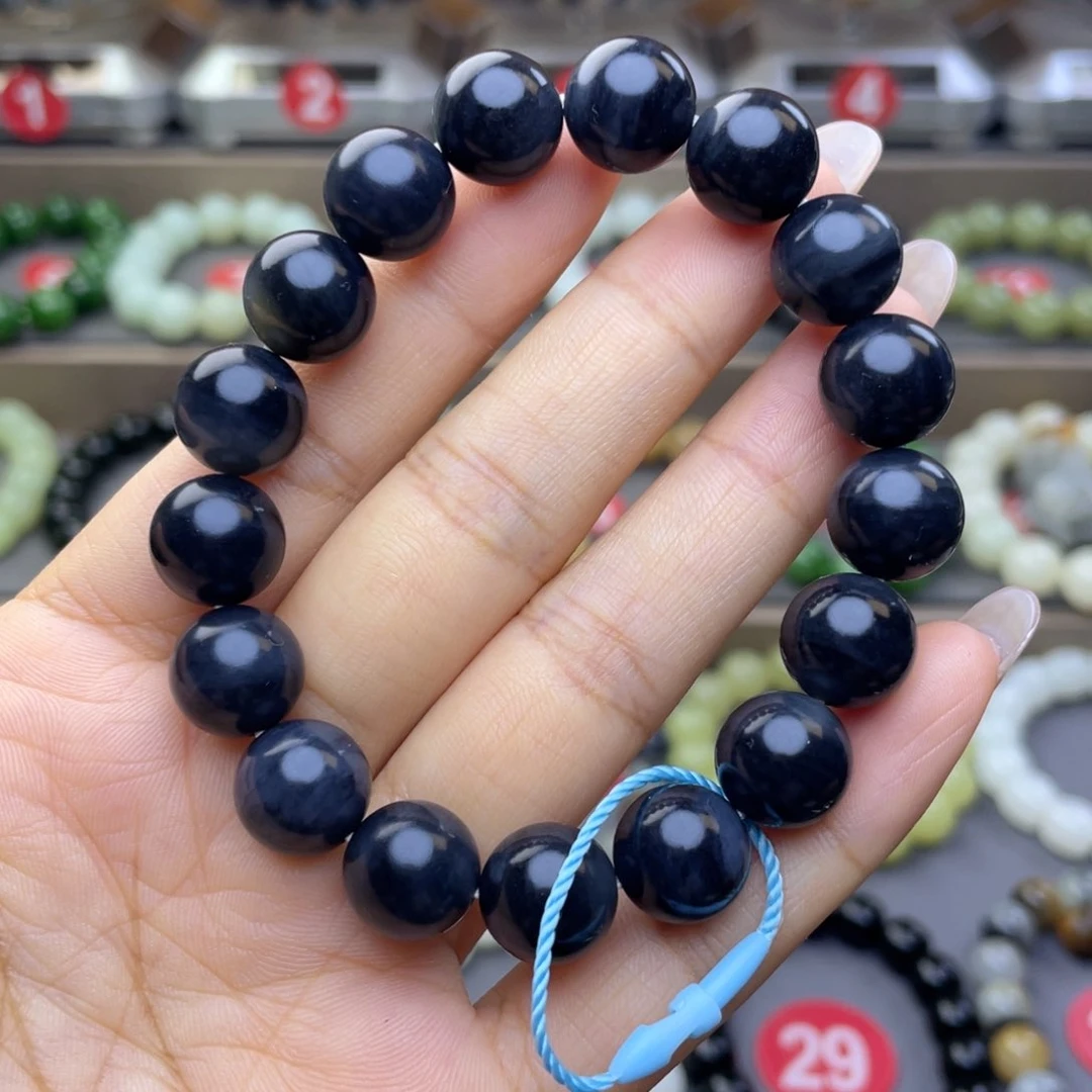 手串未镶嵌和田玉静****?