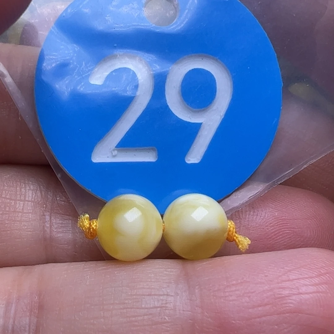 蜜蜡未镶嵌珠宝奇石8.3mm微瑕