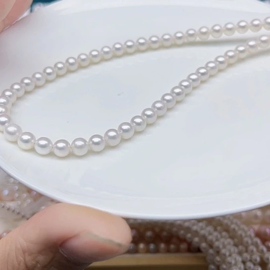 淡水珍珠颈饰未镶嵌