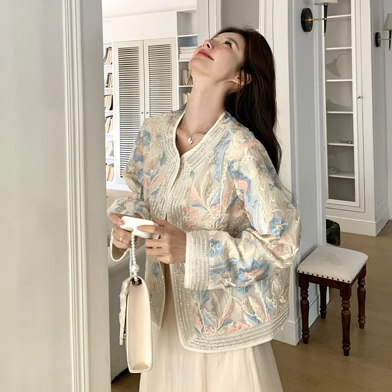新中式国风重工刺绣钉珠短外套女2025春秋新款高级感精致洋气上衣