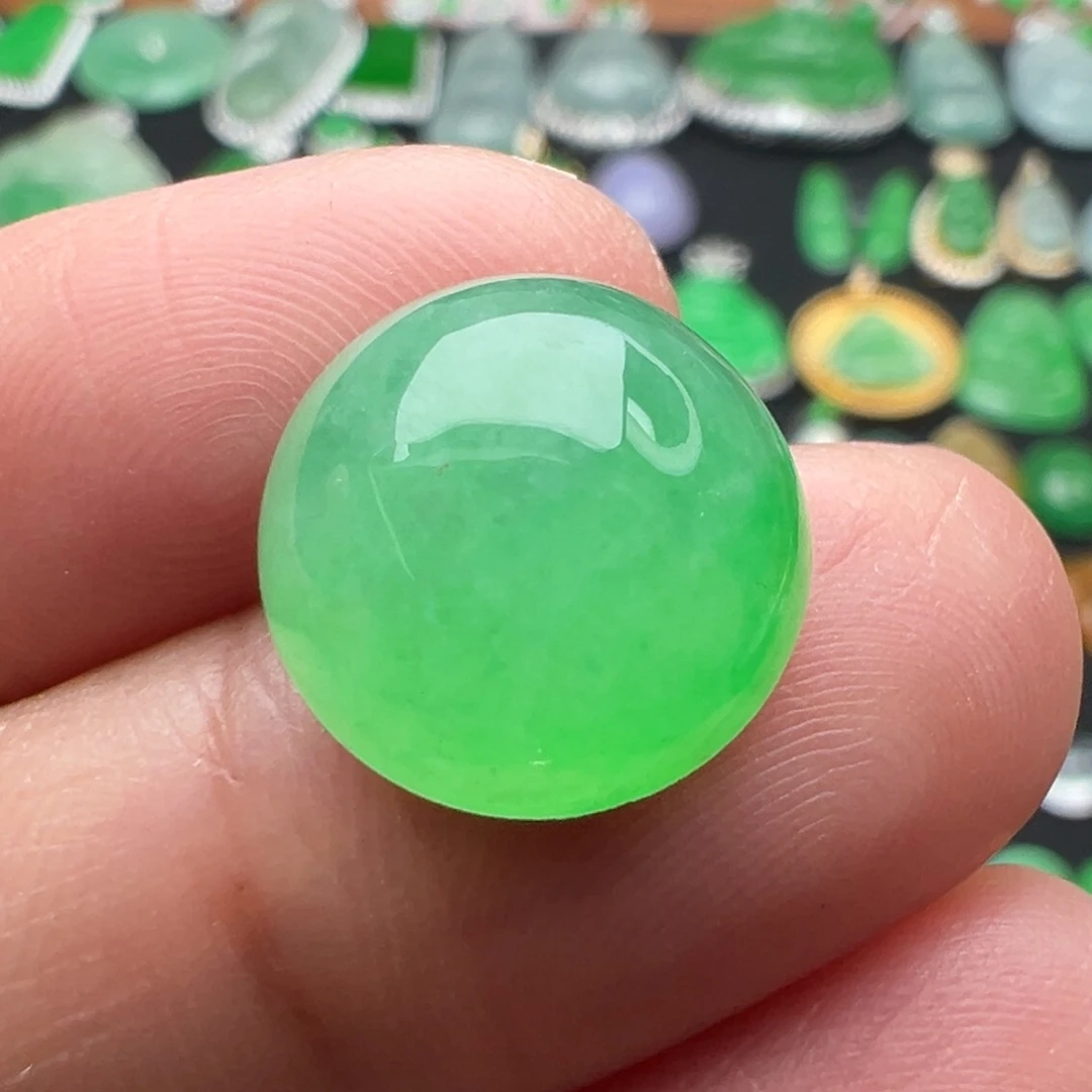 翡翠颈饰未镶嵌蛋13.3