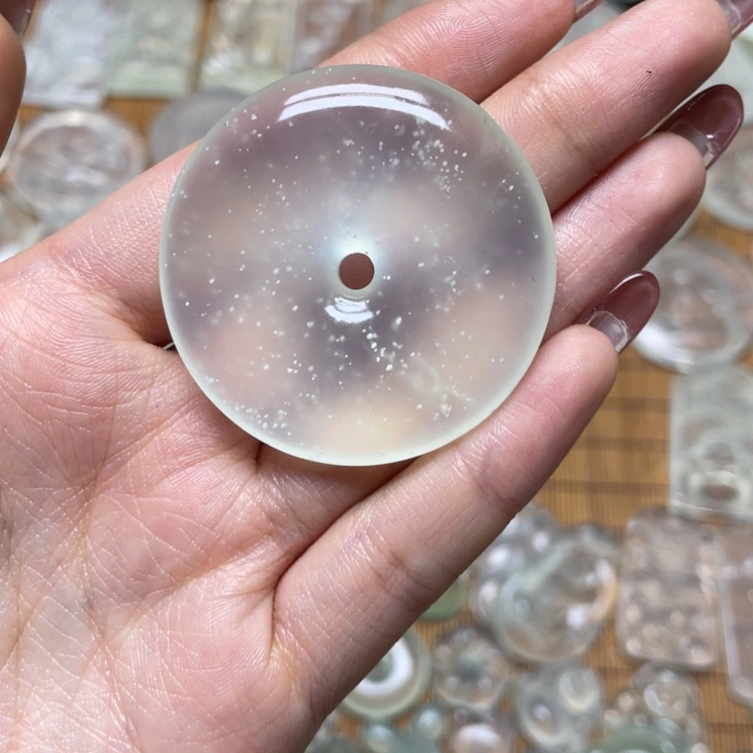 未镶嵌蛇纹石玉颈饰ℳ****