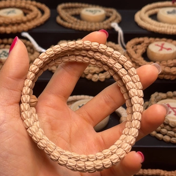 柏香籽/百香籽吊坠斌*