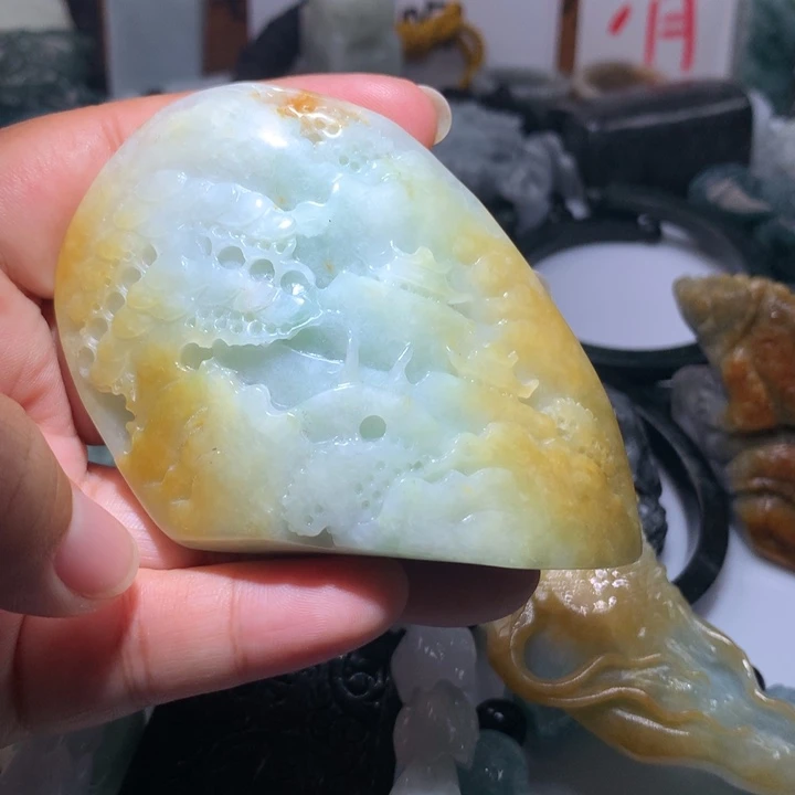 翡翠未镶嵌颈饰保真天然A货翡翠