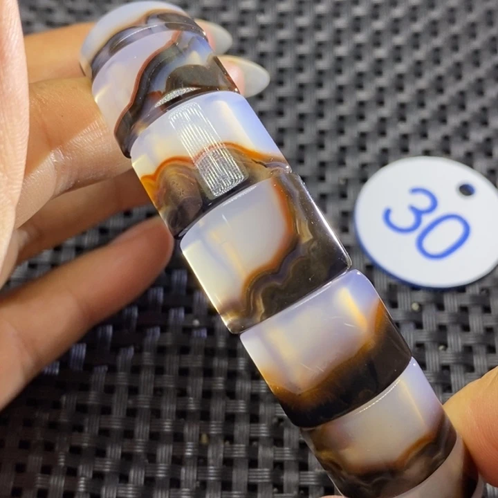 玛瑙/玉髓颈饰未镶嵌海*?