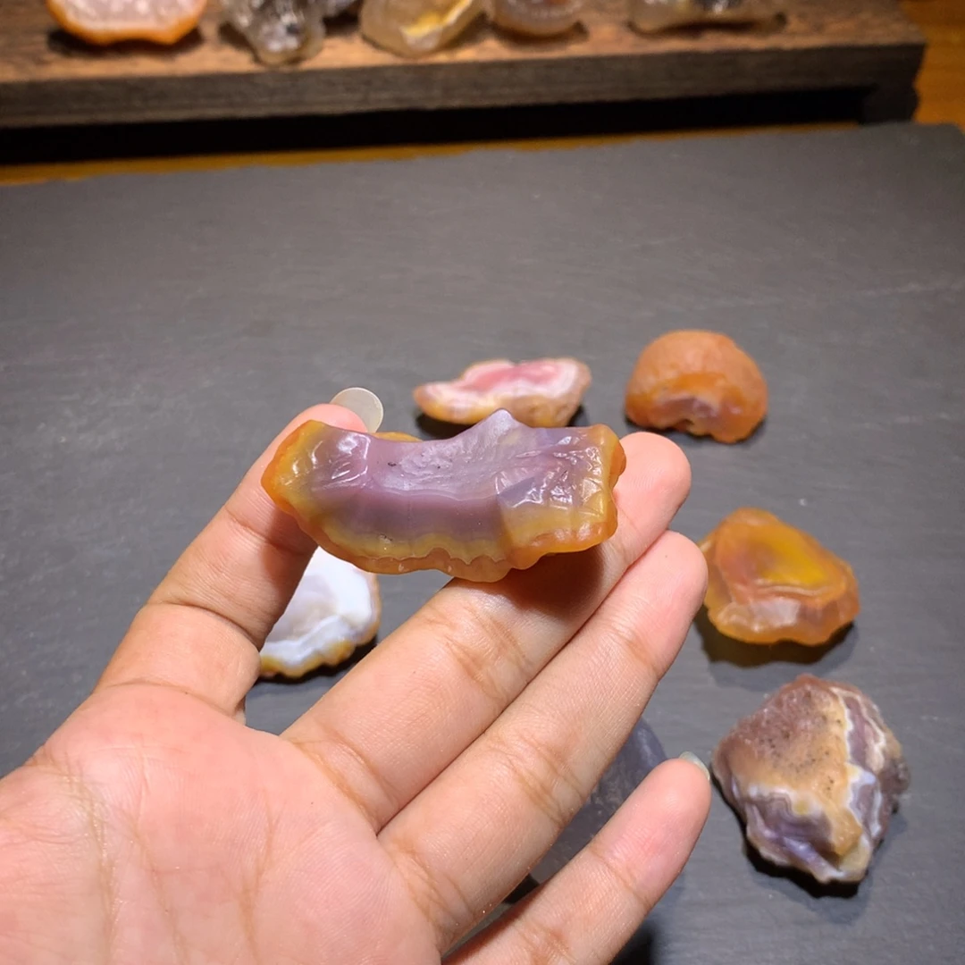 未镶嵌玛瑙/玉髓珠宝奇石