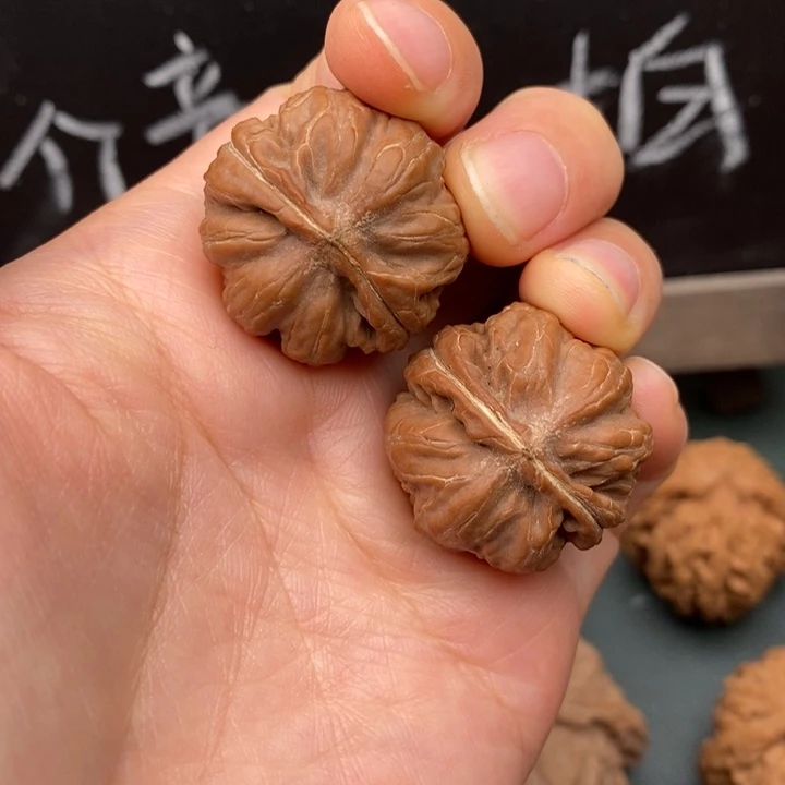 吊坠桃核野生小霸王27
