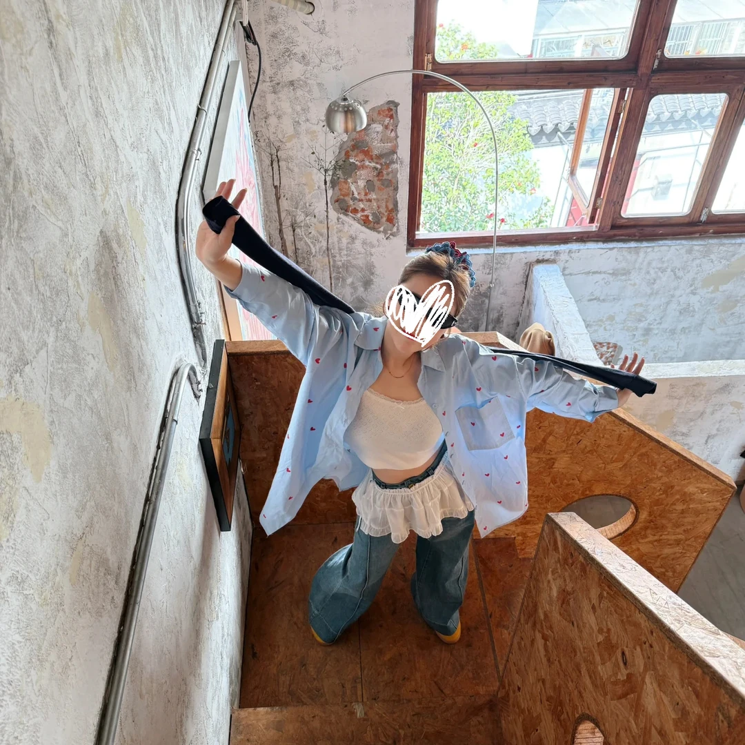 蓝色甜美爱心长袖宽松版型慵懒风格衬衫女防晒外套春款
