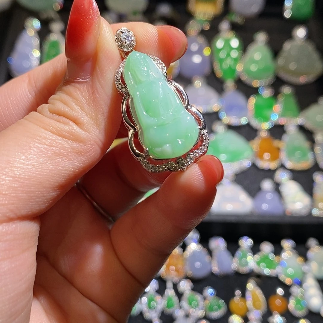 颈饰银S925镶嵌翡翠天然翡翠