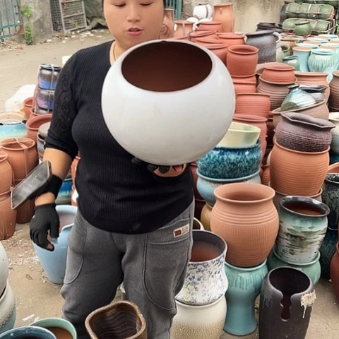 19口22高瑕疵口磕碰。