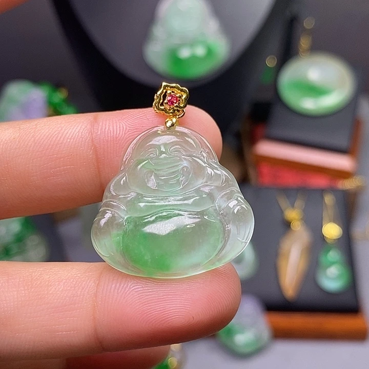 吊坠(赠链)未镶嵌翡翠
