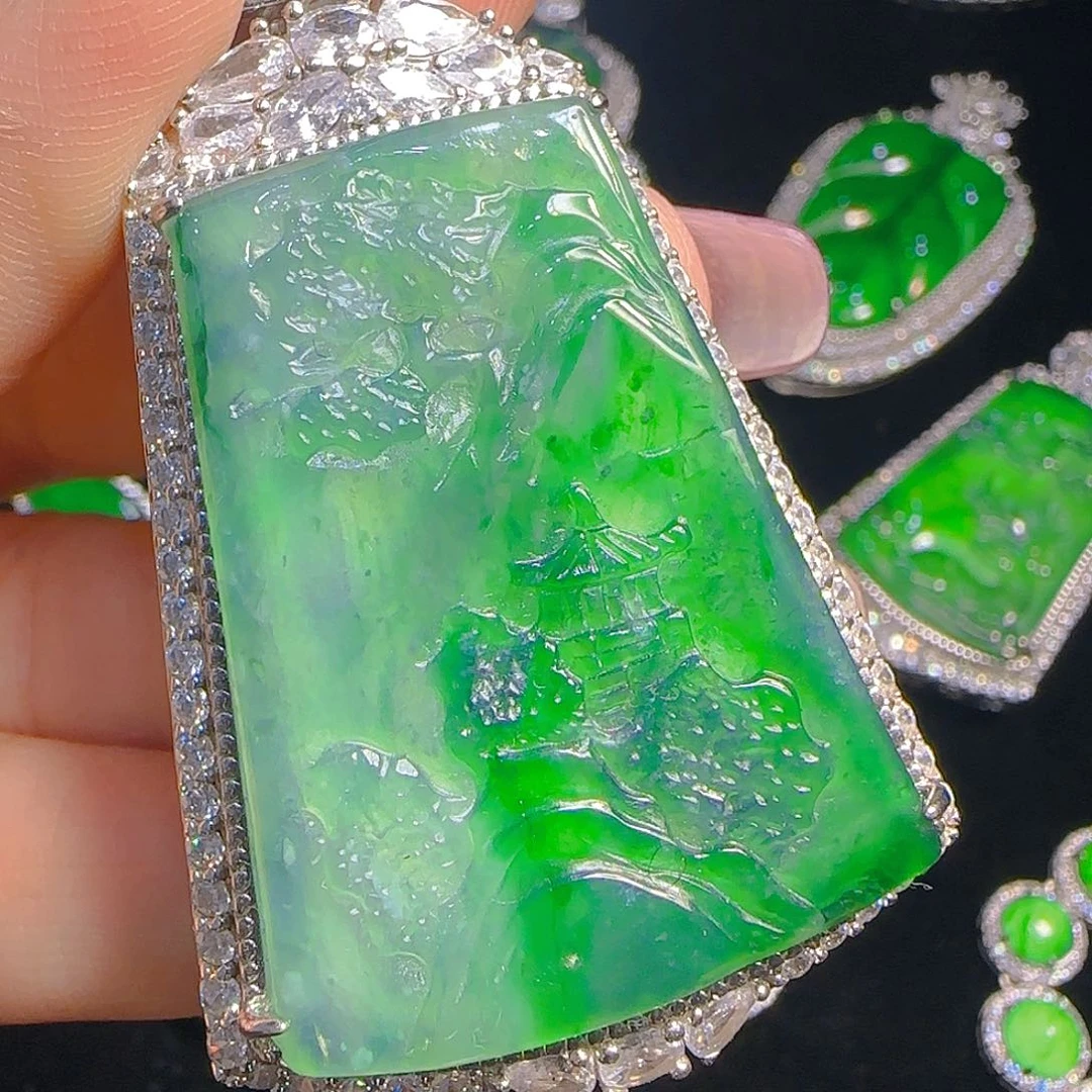 翡翠吊坠(赠链)银S925镶嵌