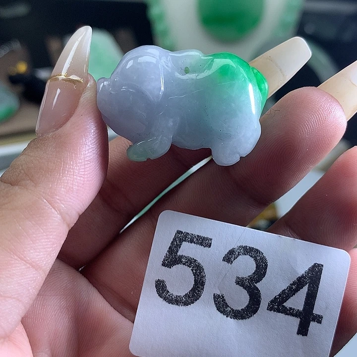 翡翠未镶嵌吊坠(赠链)翡翠