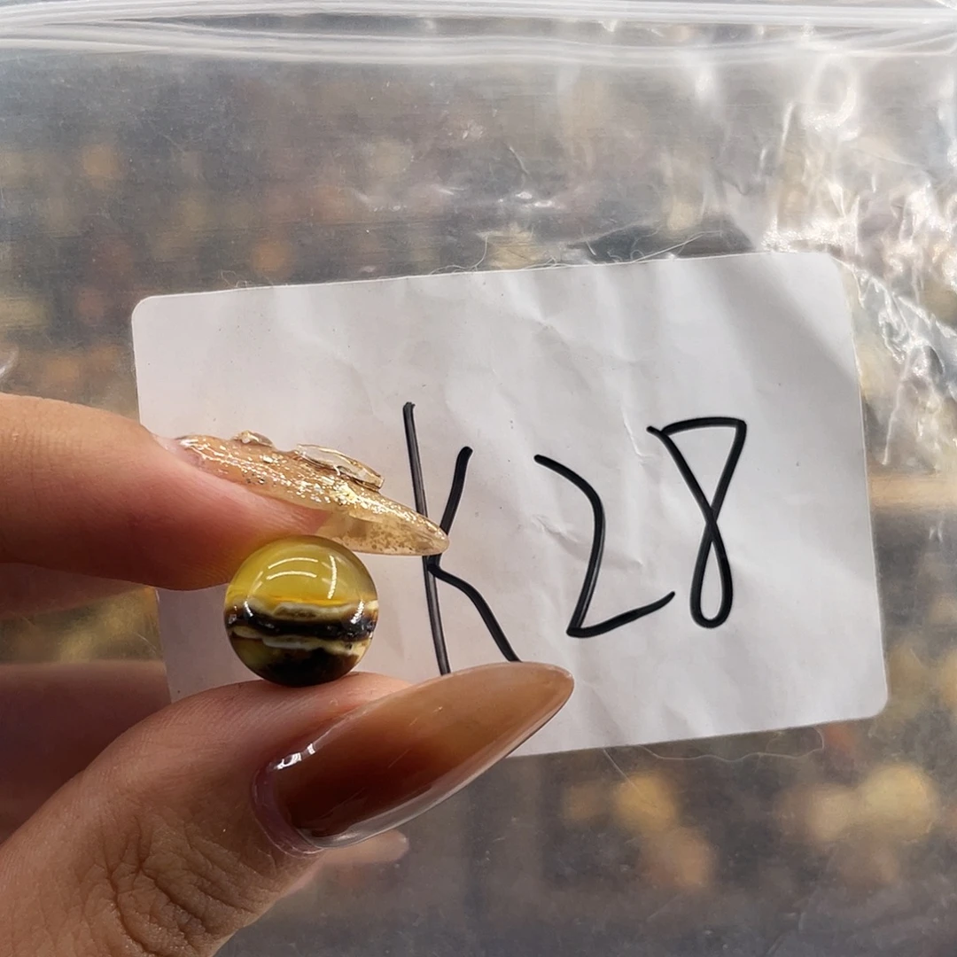 琥珀未镶嵌裸石11福利