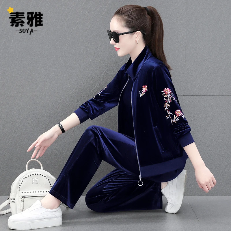 高端金丝绒套装女春秋2025新款时尚气质运动服宽松休闲卫衣三件套