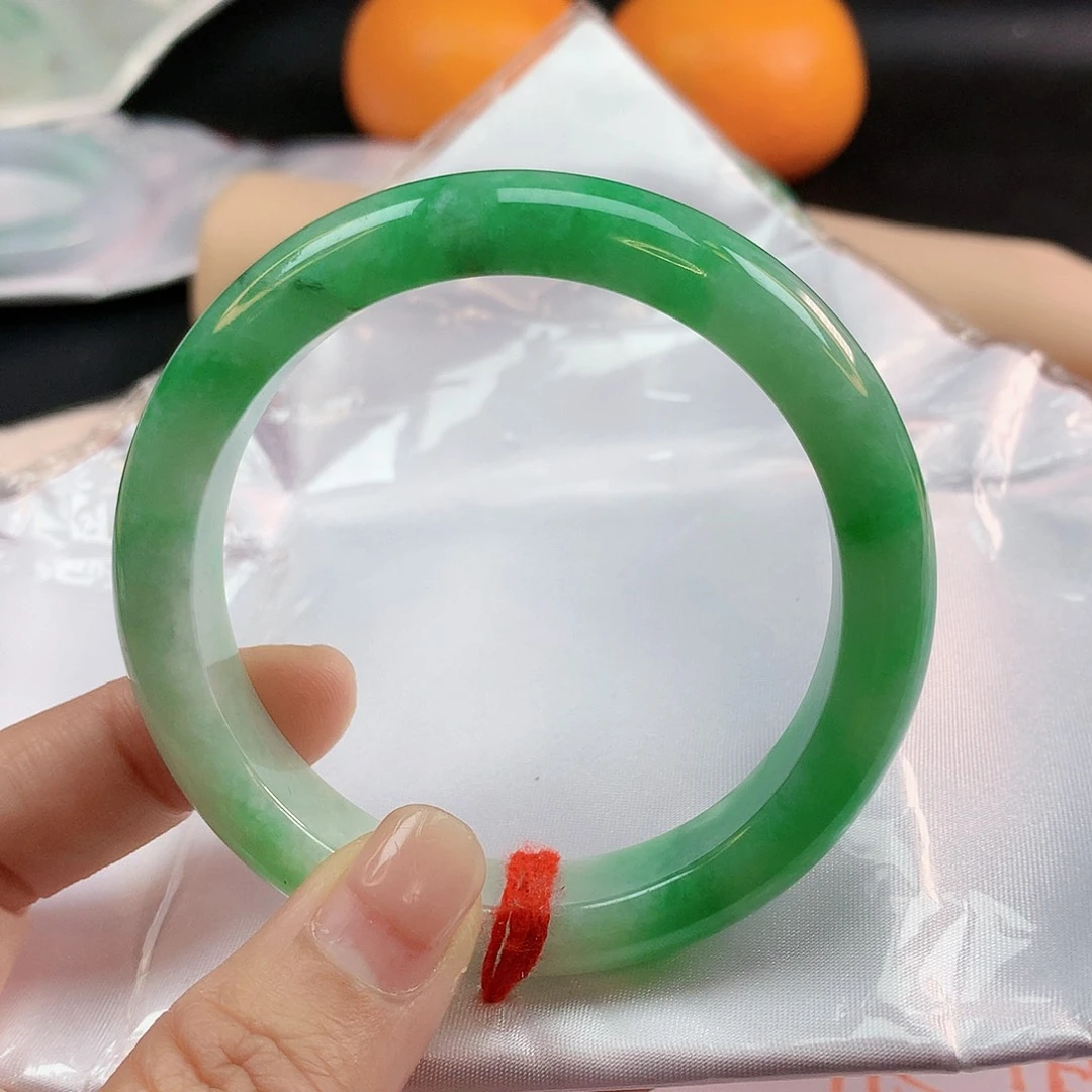 翡翠手镯未镶嵌57圈2343