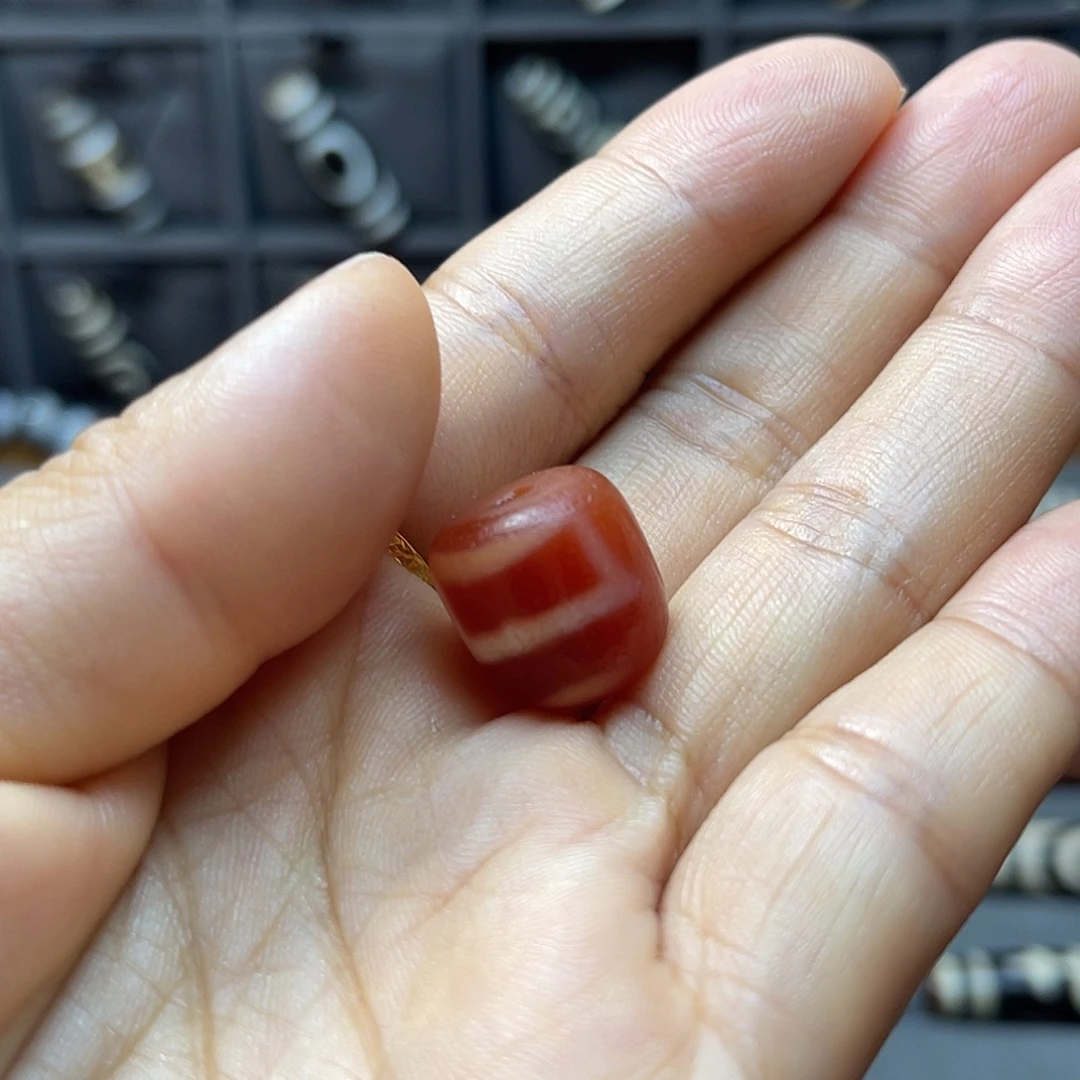 琸***宏玛瑙/玉髓颈饰未镶嵌
