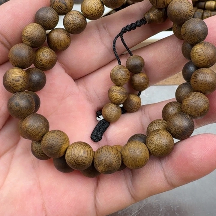 难***涂沉香手串乌身手串13克加