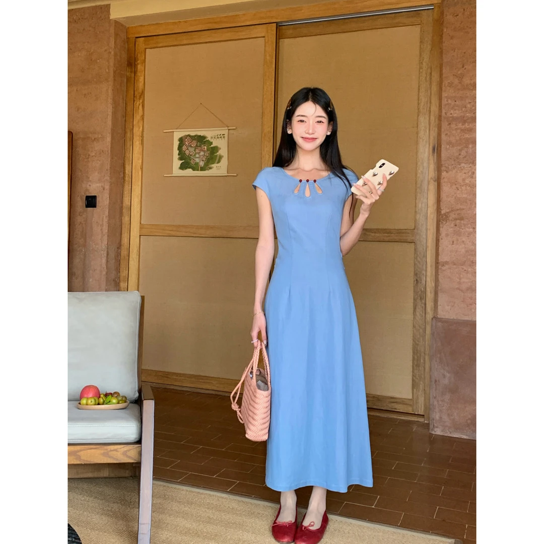 孔雀尾镂空领口后腰绑带收腰蓝色连衣裙女夏显白气质长裙裙子