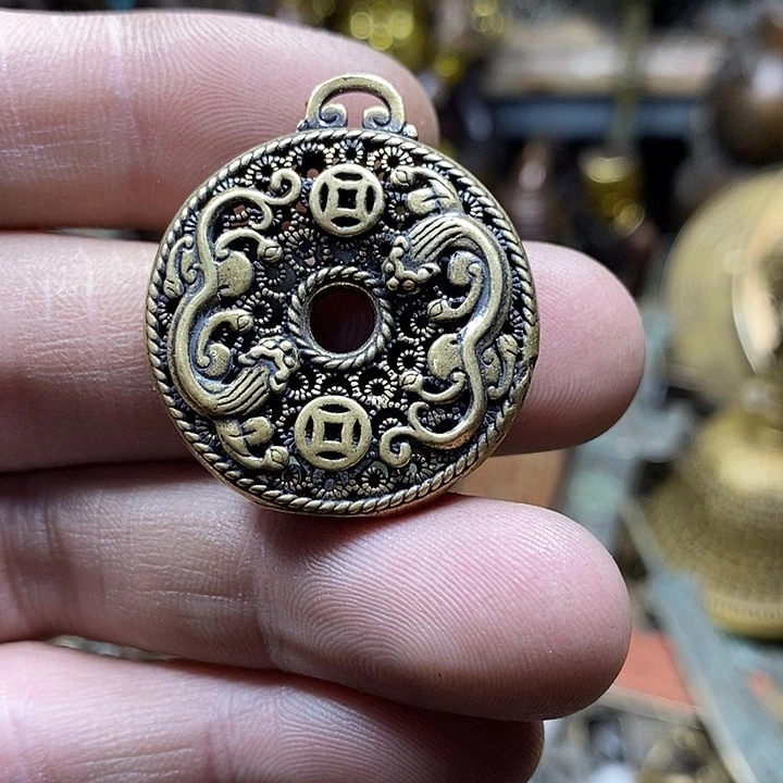 公***饭小杨推荐铜物件一个