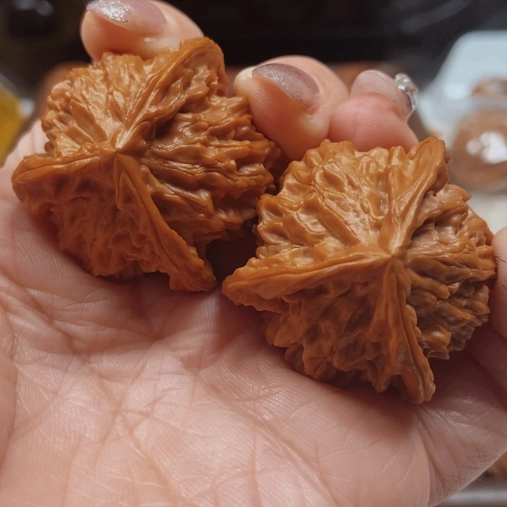 文玩核桃吊坠盘山