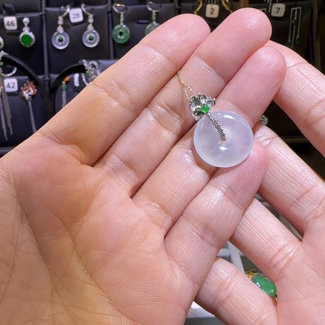 翡翠18K金镶嵌耳饰