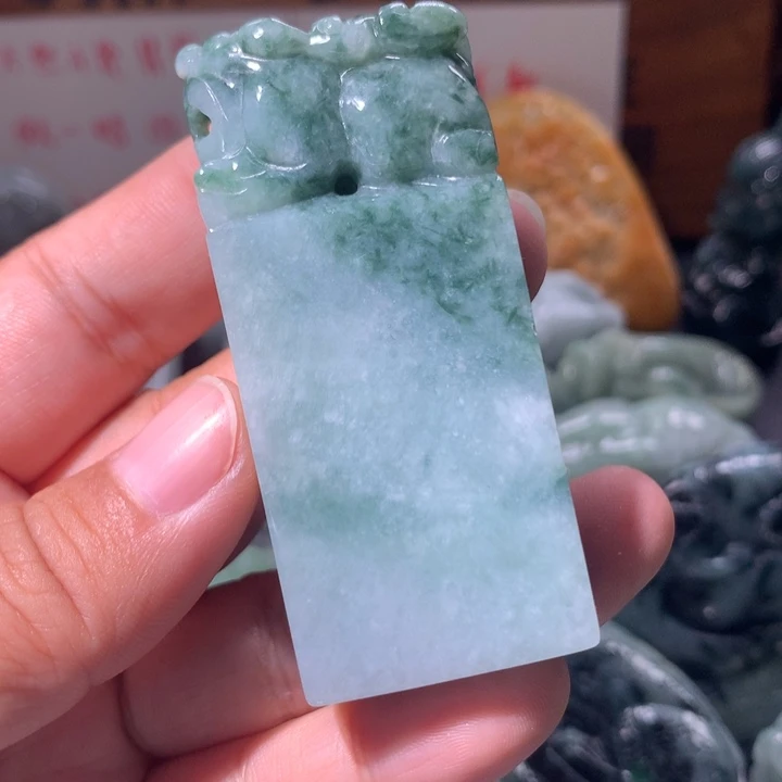 翡翠未镶嵌颈饰保真天然A货翡翠