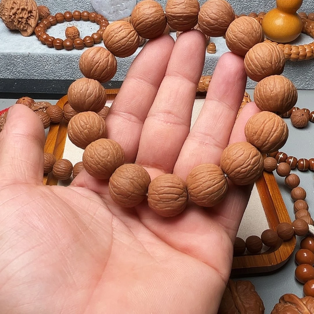 手串猴头核桃✨***己聚宝盆