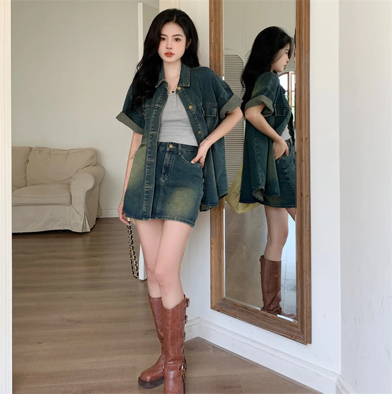 2025夏季新款复古蓝设计感小众大版上衣短裙薄款牛仔套装两件套