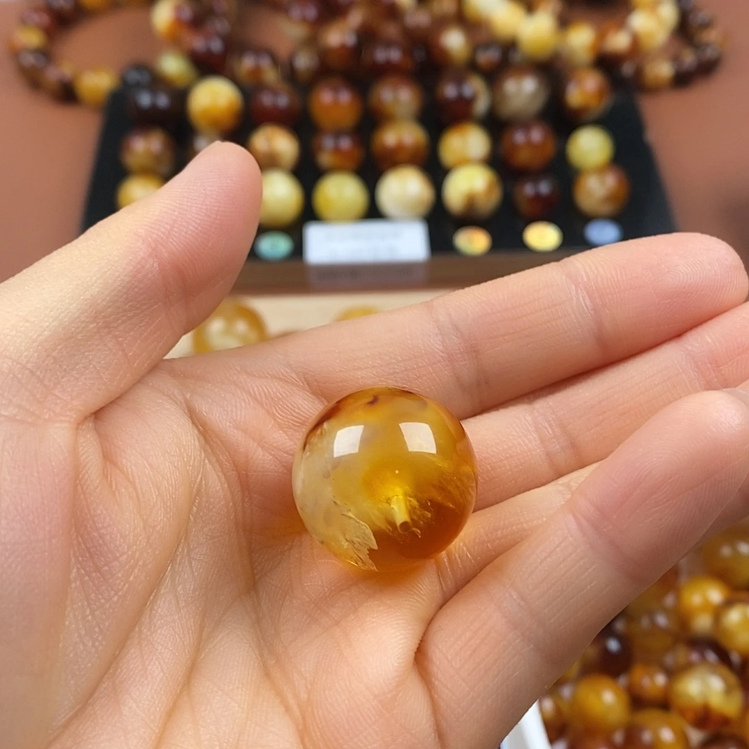 甜***甜裸石琥珀未镶嵌蜜蜡