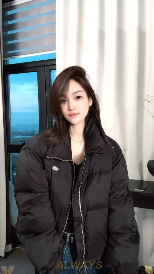 杨老板定制款立领新款撞色休闲宽松羽绒服外套