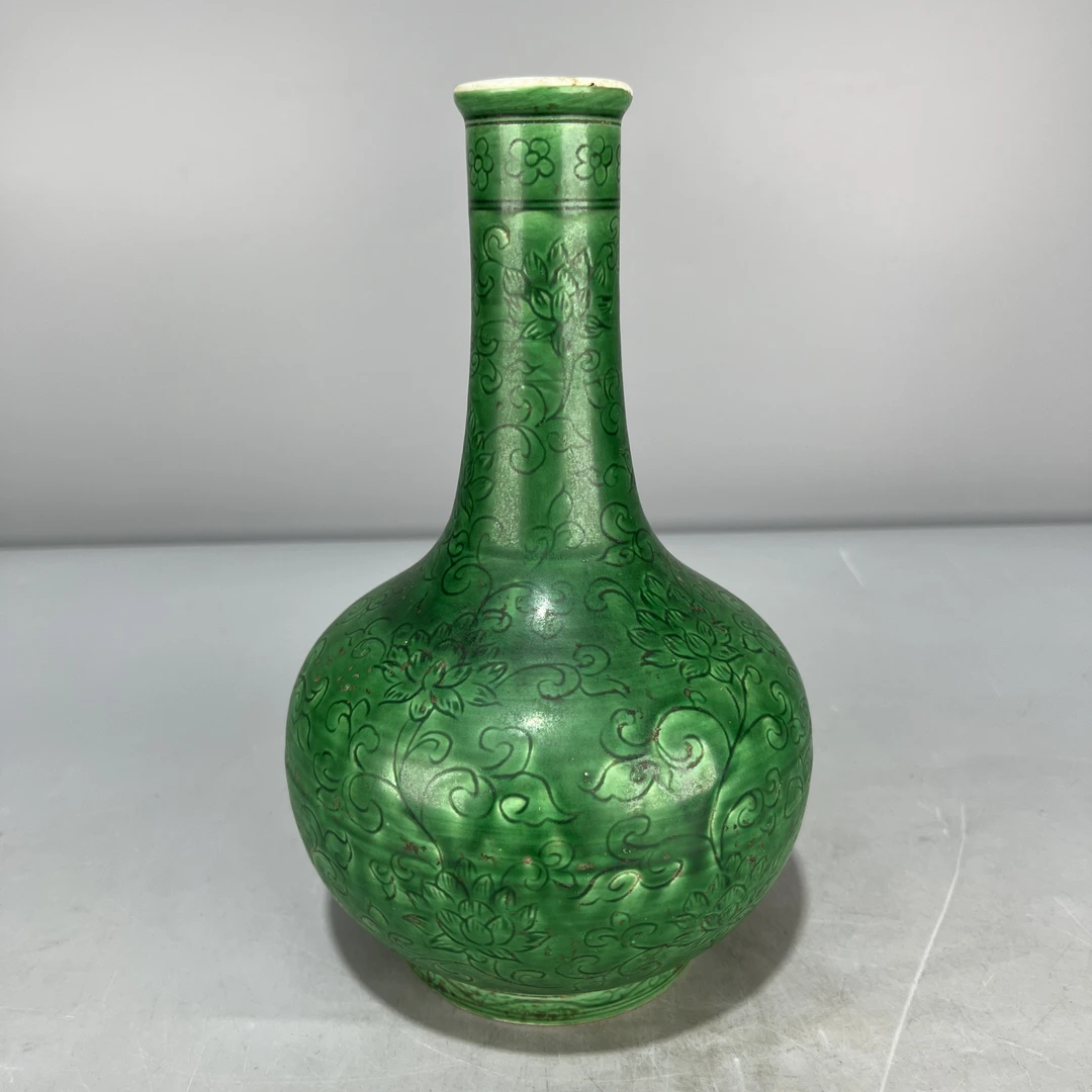 当代仿制 仿古大明宣德年制孔雀绿缠枝花卉纹瓶