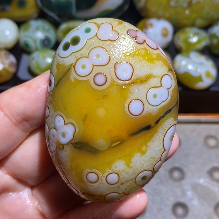 未镶嵌玛瑙/玉髓珠宝半成品7