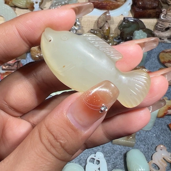 用***3和田玉未镶嵌挂件