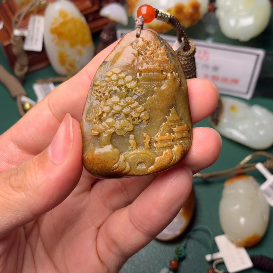 颈饰未镶嵌和田玉