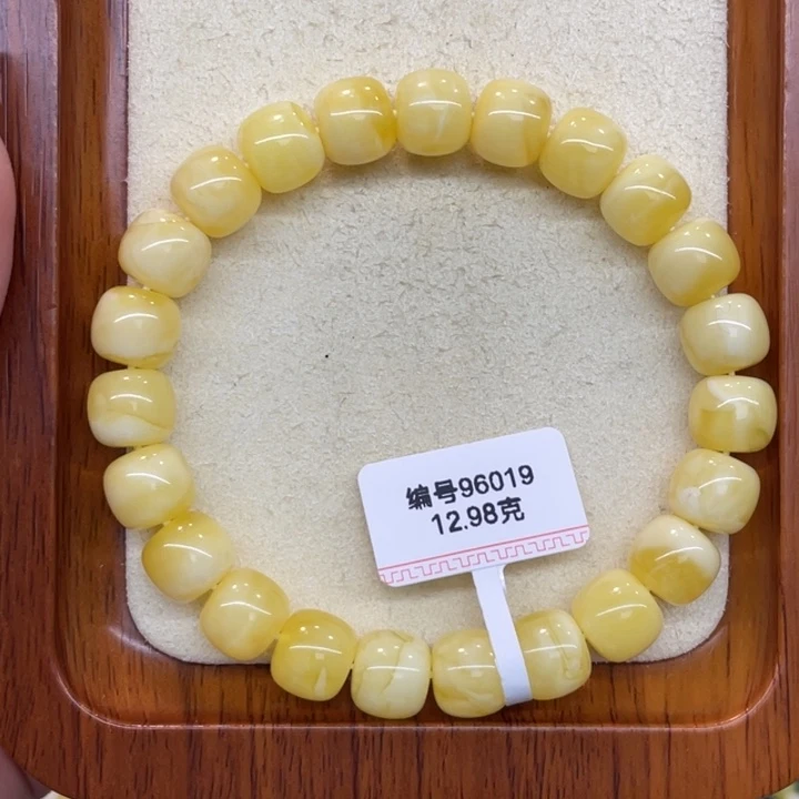 琥珀未镶嵌手链蜜蜡