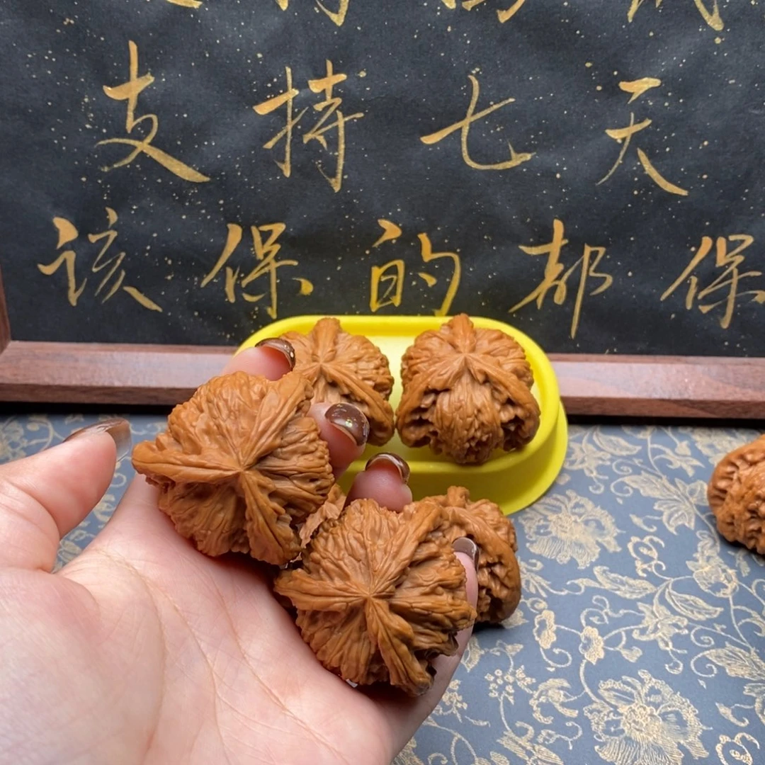 吊坠文玩核桃坐****亀